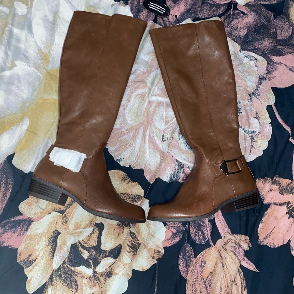Riding boots